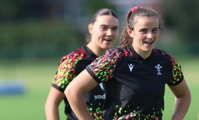 260825 - Wales Women Rugby World Cup Training Session - Branwen Metcalfe, front and Bryonie King during a Wales training session ahead of their Women’s Rugby World Cup match against Canada