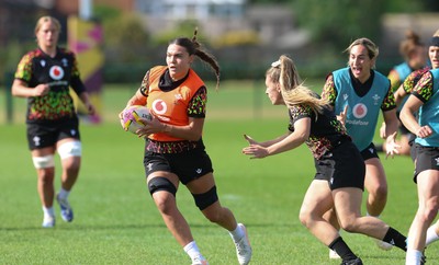 260825 - Wales Women Rugby World Cup Training Session - Bryonie King during a Wales training session ahead of their Women’s Rugby World Cup match against Canada