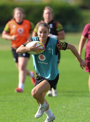 260825 - Wales Women Rugby World Cup Training Session - Jasmine Joyce-Butchers during a Wales training session ahead of their Women’s Rugby World Cup match against Canada