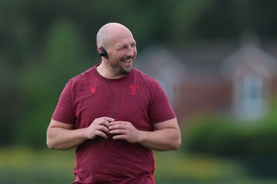 260825 - Wales Women Rugby World Cup Training Session - Mike Hill, Wales Women forwards coach during a Wales training session ahead of their Women’s Rugby World Cup match against Canada