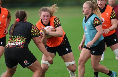 260825 - Wales Women Rugby World Cup Training Session - Alaw Pyrs during a Wales training session ahead of their Women’s Rugby World Cup match against Canada