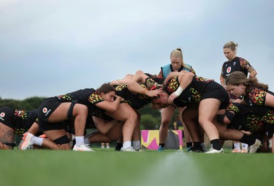 260825 - Wales Women Rugby World Cup Training Session - The Wales pack scrum down during a Wales training session ahead of their Women’s Rugby World Cup match against Canada