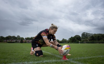 260825 - Wales Women Rugby World Cup Training Session - Keira Bevan goes through kicking practice during a training session ahead of their Women’s Rugby World Cup match against Canada