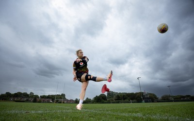 260825 - Wales Women Rugby World Cup Training Session - Keira Bevan goes through kicking practice during a training session ahead of their Women’s Rugby World Cup match against Canada