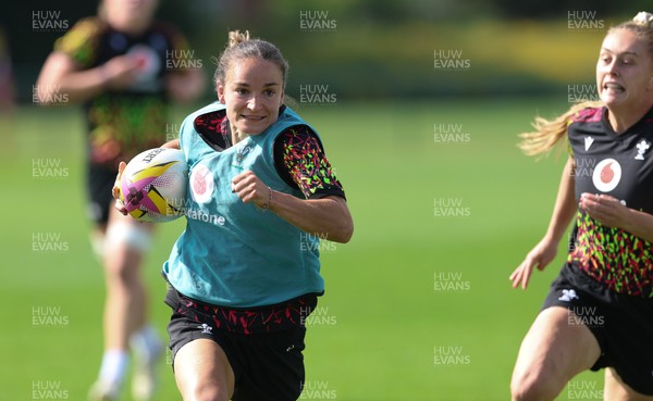 260825 - Wales Women Rugby World Cup Training Session - Jasmine Joyce-Butchers during a Wales training session ahead of their Women’s Rugby World Cup match against Canada