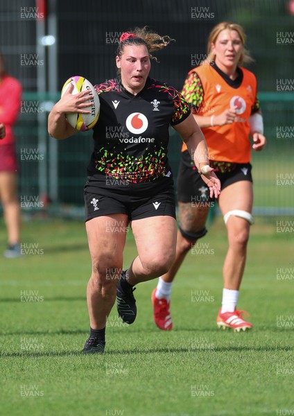 260825 - Wales Women Rugby World Cup Training Session - Gwenllian Pyrs during a Wales training session ahead of their Women’s Rugby World Cup match against Canada