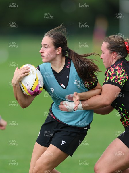 260825 - Wales Women Rugby World Cup Training Session - Nel Metcalfe during a Wales training session ahead of their Women’s Rugby World Cup match against Canada