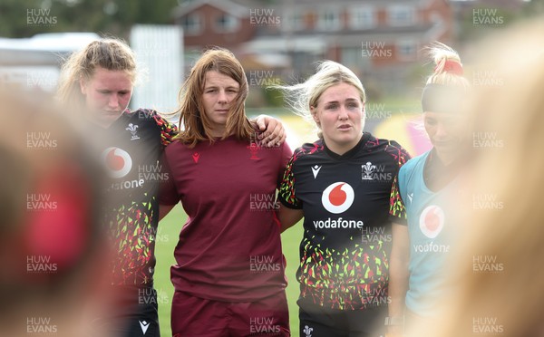 260825 - Wales Women Rugby World Cup Training Session - Co-captains Kate Williams, left and Alex Callender during a Wales training session ahead of their Women’s Rugby World Cup match against Canada