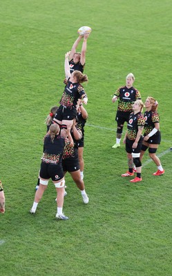 280825 - Wales Women Rugby World Cup Training Session - Branwen Metcalfe during a Wales rugby training session ahead of their Women’s Rugby World Cup match against Canada