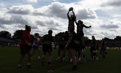 280825 - Wales Women Rugby World Cup Training Session - Wales run through line out training during a Wales rugby training session ahead of their Women’s Rugby World Cup match against Canada