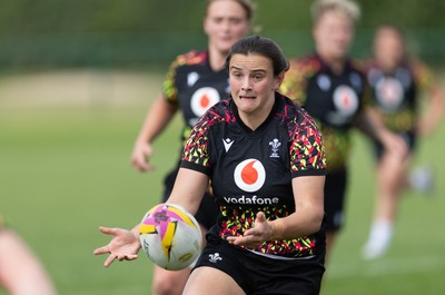 280825 - Wales Women Rugby World Cup Training Session - Branwen Metcalfe during a Wales rugby training session ahead of their Women’s Rugby World Cup match against Canada