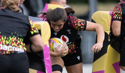 280825 - Wales Women Rugby World Cup Training Session - Branwen Metcalfe during a Wales rugby training session ahead of their Women’s Rugby World Cup match against Canada