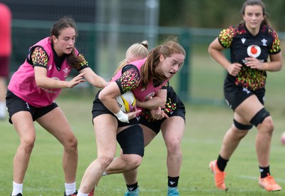 280825 - Wales Women Rugby World Cup Training Session - Lisa Neumann during a Wales rugby training session ahead of their Women’s Rugby World Cup match against Canada