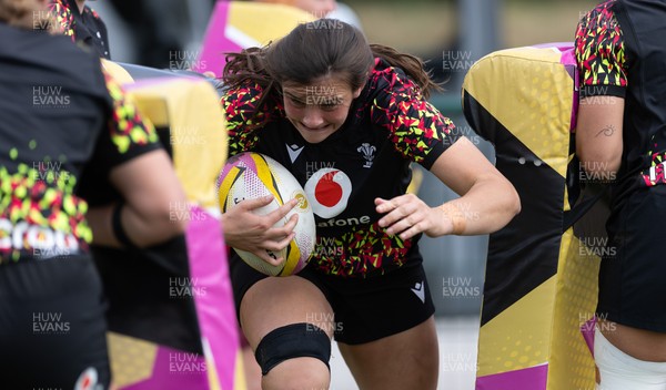 280825 - Wales Women Rugby World Cup Training Session - Branwen Metcalfe during a Wales rugby training session ahead of their Women’s Rugby World Cup match against Canada