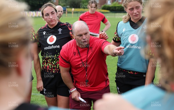 280825 - Wales Women Rugby World Cup Training Session - Sean Lynn, Wales Women head coach during a Wales rugby training session ahead of their Women’s Rugby World Cup match against Canada