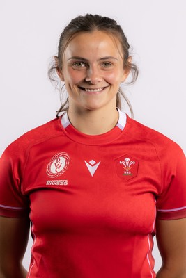 080825 - Wales Women’s Rugby World Cup Squad Portraits - Branwen Metcalfe