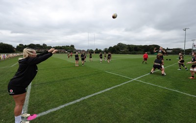 180825 - Wales Women Training Session - The team go through line out practice during a Wales Women training session ahead of their first Women’s Rugby World Cup match against Scotland