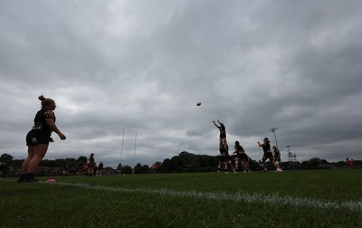 180825 - Wales Women Training Session - The team go through line out practice during a Wales Women training session ahead of their first Women’s Rugby World Cup match against Scotland
