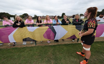 180825 - Wales Women Training Session - Co-captain Kate Williams speaks to rugby fans who watched the Wales Women training session ahead of their first Women’s Rugby World Cup match against Scotland