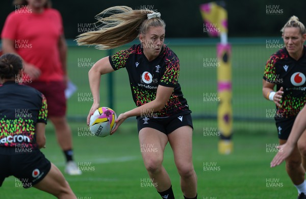 180825 - Wales Women Training Session - Hannah Dallavalle during a Wales Women training session ahead of their first Women’s Rugby World Cup match against Scotland