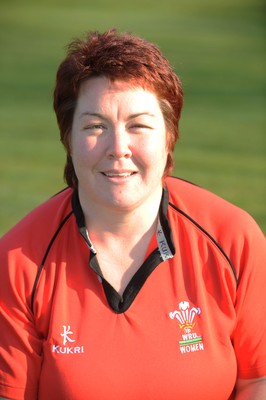 16.02.08  - Wales Women Rugby Squad 2008 Six Nations - Natalie Bowen 