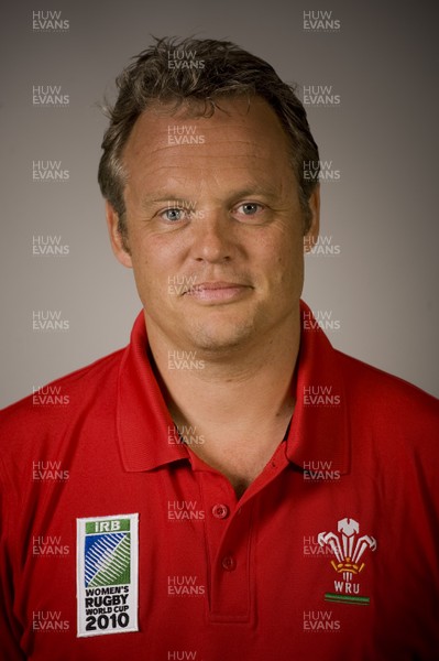 17.07.10 - Wales Women Rugby World Cup Squad 2010 - Dan Cottrell (Assistant Coach). 