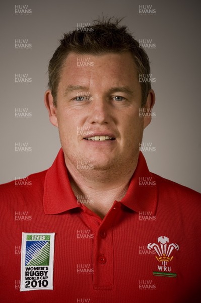 17.07.10 - Wales Women Rugby World Cup Squad 2010 - Jason Lewis (Head Coach). 