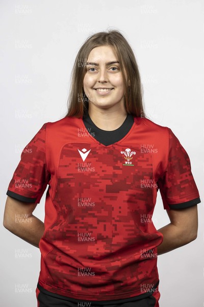 010321 - Wales Women Rugby Squad Headshots - Beth Huntley