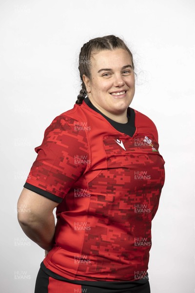 010321 - Wales Women Rugby Squad Headshots - Carys Phillips