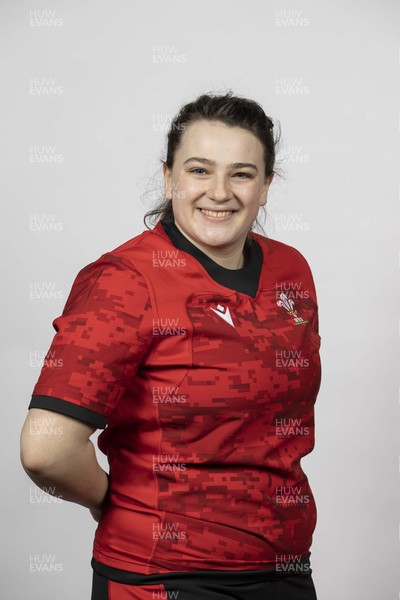 010321 - Wales Women Rugby Squad Headshots - Laura Bleehen