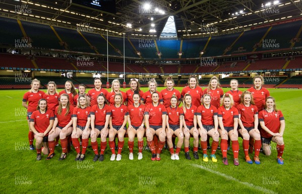 291119 - Wales Women Captains Run, Principality Stadium -  Wales Women squad pose for a squad photograph at the Principality Stadium ahead of their match against the Barbarians