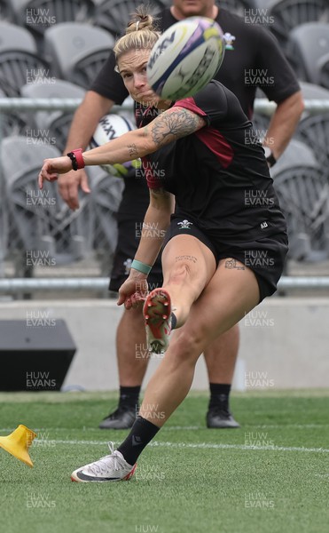 261023 - Wales’ Women Stadium Orientation and Kickers Session - Keira Bevan during a kicking session at the Forsyth Barr Stadium in Dunedin where they will play New Zealand in WCV1 on Saturday