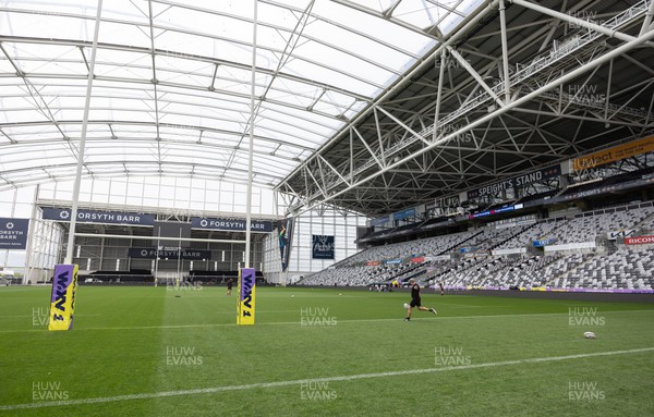 261023 - Wales’ Women Stadium Orientation and Kickers Session - A general view of the Forsyth Barr Stadium during a stadium orientation and kickers session at the Forsyth Barr Stadium in Dunedin where they will play New Zealand in WCV1 on Saturday