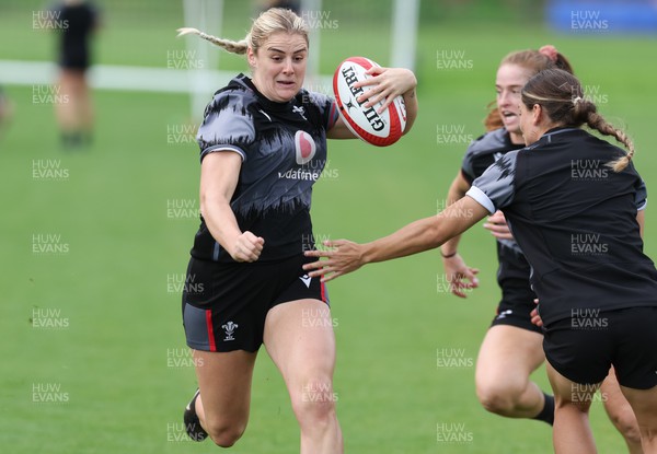 010923 - Wales Women Rugby training session - Carys Williams-Morris during a training session in the build up to the WXV matches in New Zealand