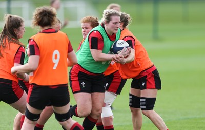 010421 - Wales Women Rugby Squad Training session - Teleri Wyn Davies of Wales during training session ahead of the start of the Women's Six Nations