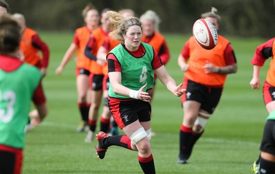 010421 - Wales Women Rugby Squad Training session - Gwen Crabb during training session ahead of the start of the Women's Six Nations