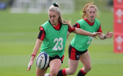 010421 - Wales Women Rugby Squad Training session - Hannah Jones of Wales during training session ahead of the start of the Women's Six Nations