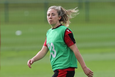 010421 - Wales Women Rugby Squad Training session - Elinor Snowsill of Wales during training session ahead of the start of the Women's Six Nations