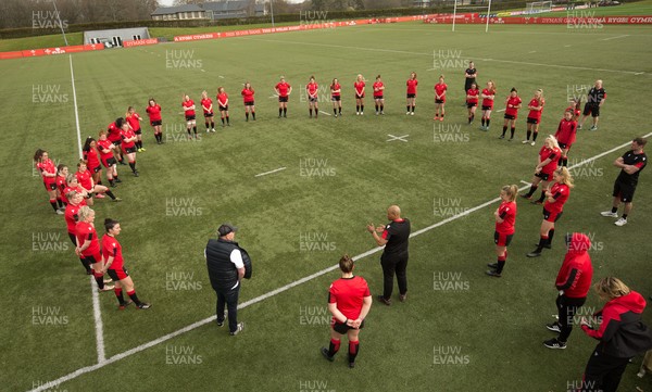 010421 - Wales Women Rugby Squad Training - Wales mens head coach Wayne Pivac speaks to the Wales Women' s squad after their training session ahead of the start of the Women's Six Nations