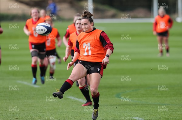 010421 - Wales Women Rugby Squad Training session - Flo Williams of Wales during training session ahead of the start of the Women's Six Nations