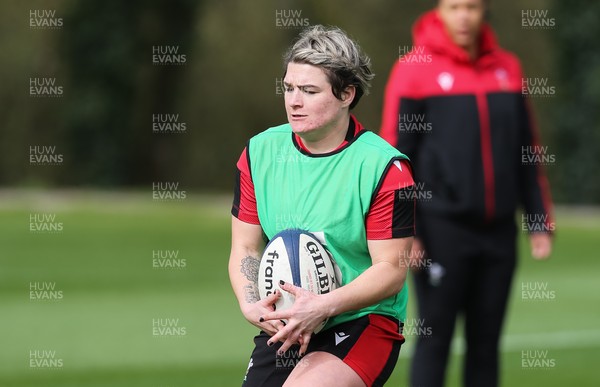 010421 - Wales Women Rugby Squad Training session - Robyn Locke of Wales during training session ahead of the start of the Women's Six Nations