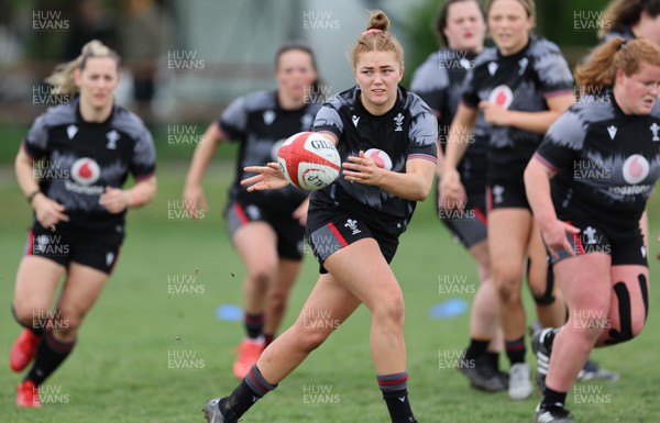 250423 - Wales Women Rugby Training Session - Niamh Terry during a training session at Parma Rugby Club ahead of the TicTok Women’s 6 Nations match against Italy