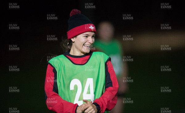 291020 - Wales Women Rugby Squad Training Session - Jasmine Joyce during training session