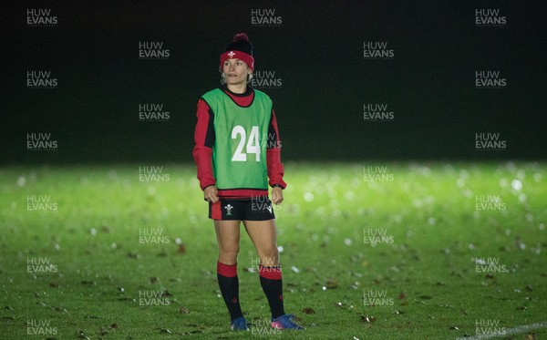 291020 - Wales Women Rugby Squad Training Session - Jasmine Joyce during training session