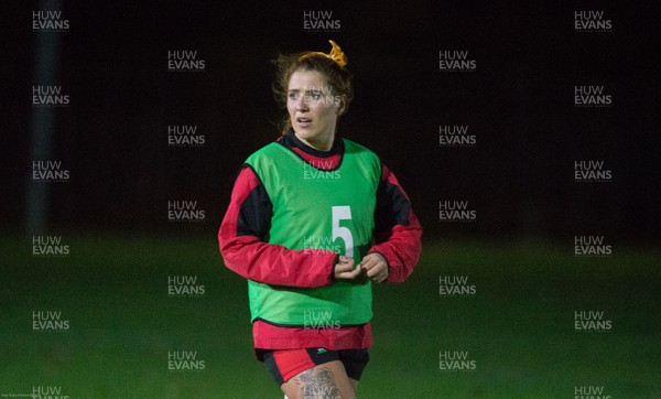 291020 - Wales Women Rugby Squad Training Session - Georgia Evans during training session