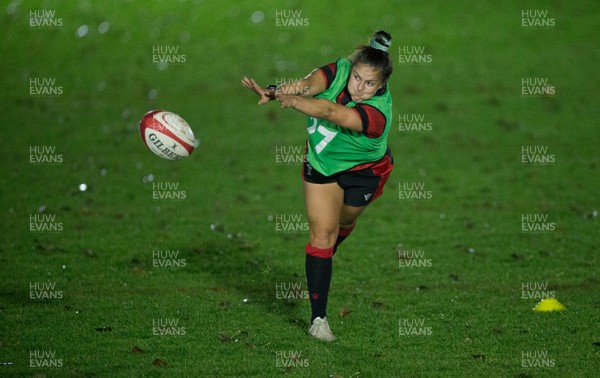 291020 - Wales Women Rugby Squad Training Session - Keira Bevan during training session