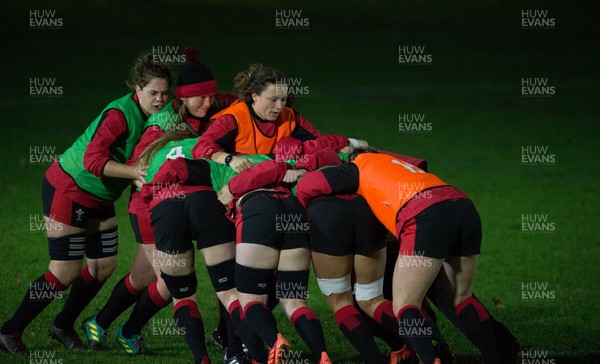 291020 - Wales Women Rugby Squad Training Session - Alisha Butchers during training session