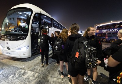 200325  Wales Women Rugby Squad travel to Edinburgh - The Wales Women’s Squad arrive in Edinburgh for the opening match of the Women’s 6 Nations against Scotland