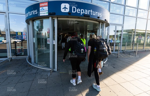 200325  Wales Women Rugby Squad travel to Edinburgh - Wales squad members make their way to departures at Bristol Airport as Wales head to Edinburgh for the opening match of the Women’s 6 Nations against Scotland