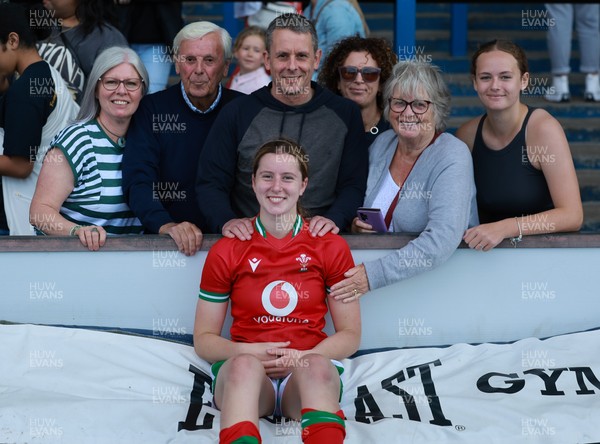 270724 - Wales Women U18 v USA Women U18 - 